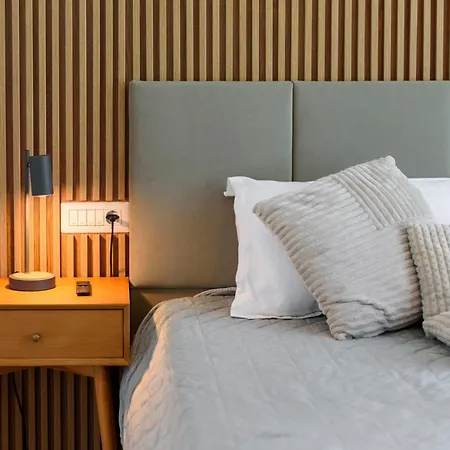 Apartman Lakefront Luxe